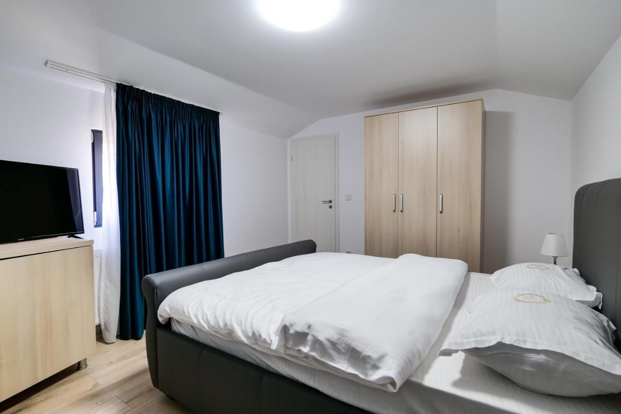 Hotel Ema&Zain Бухарест Экстерьер фото